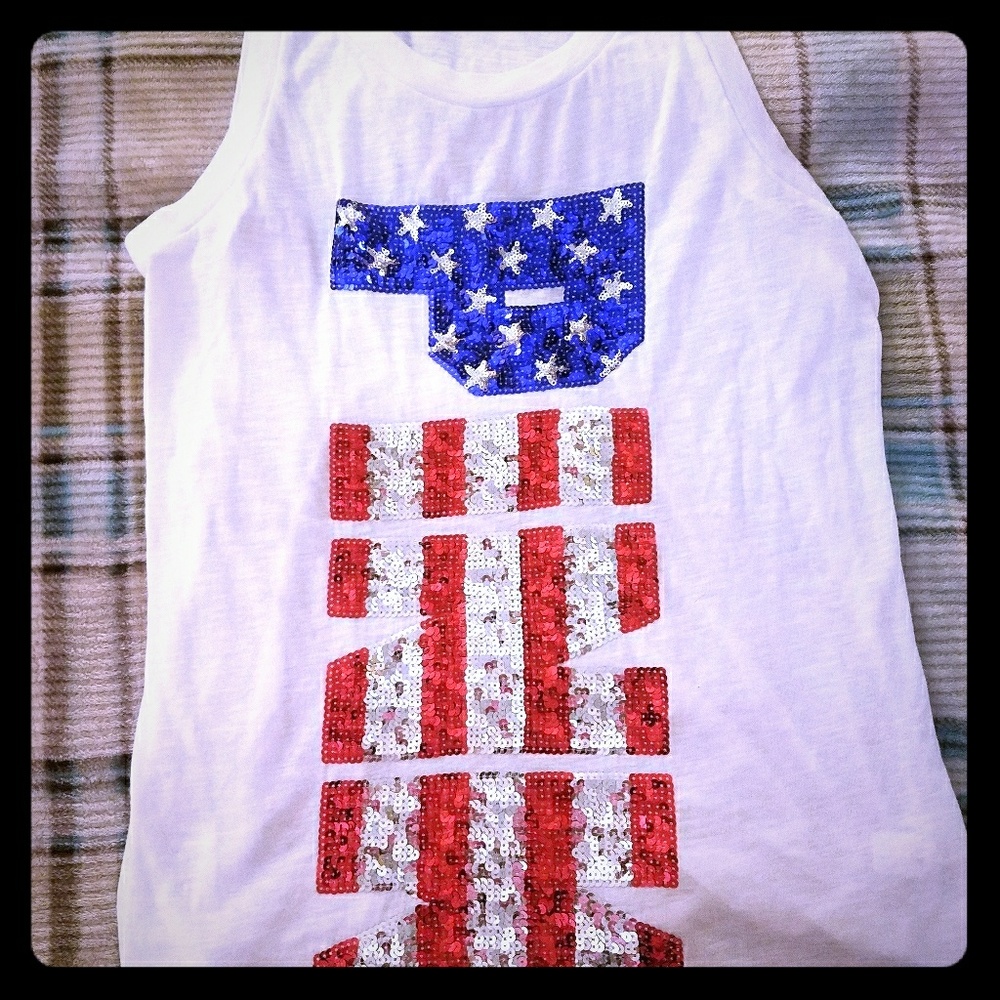VS Pink Tank